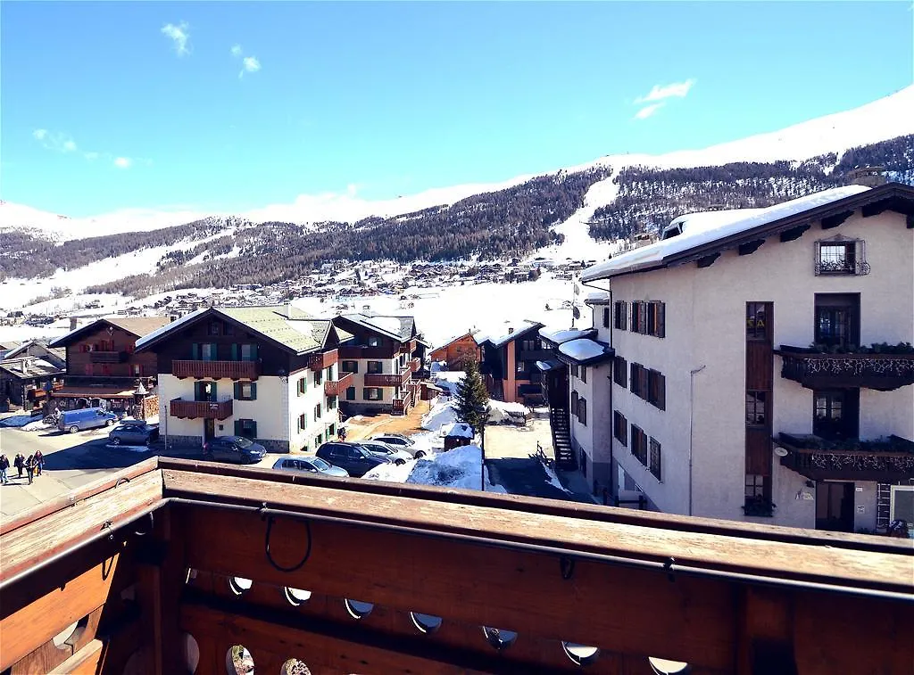 Hotel Piccolo Tibet Livigno 3*,  Włochy