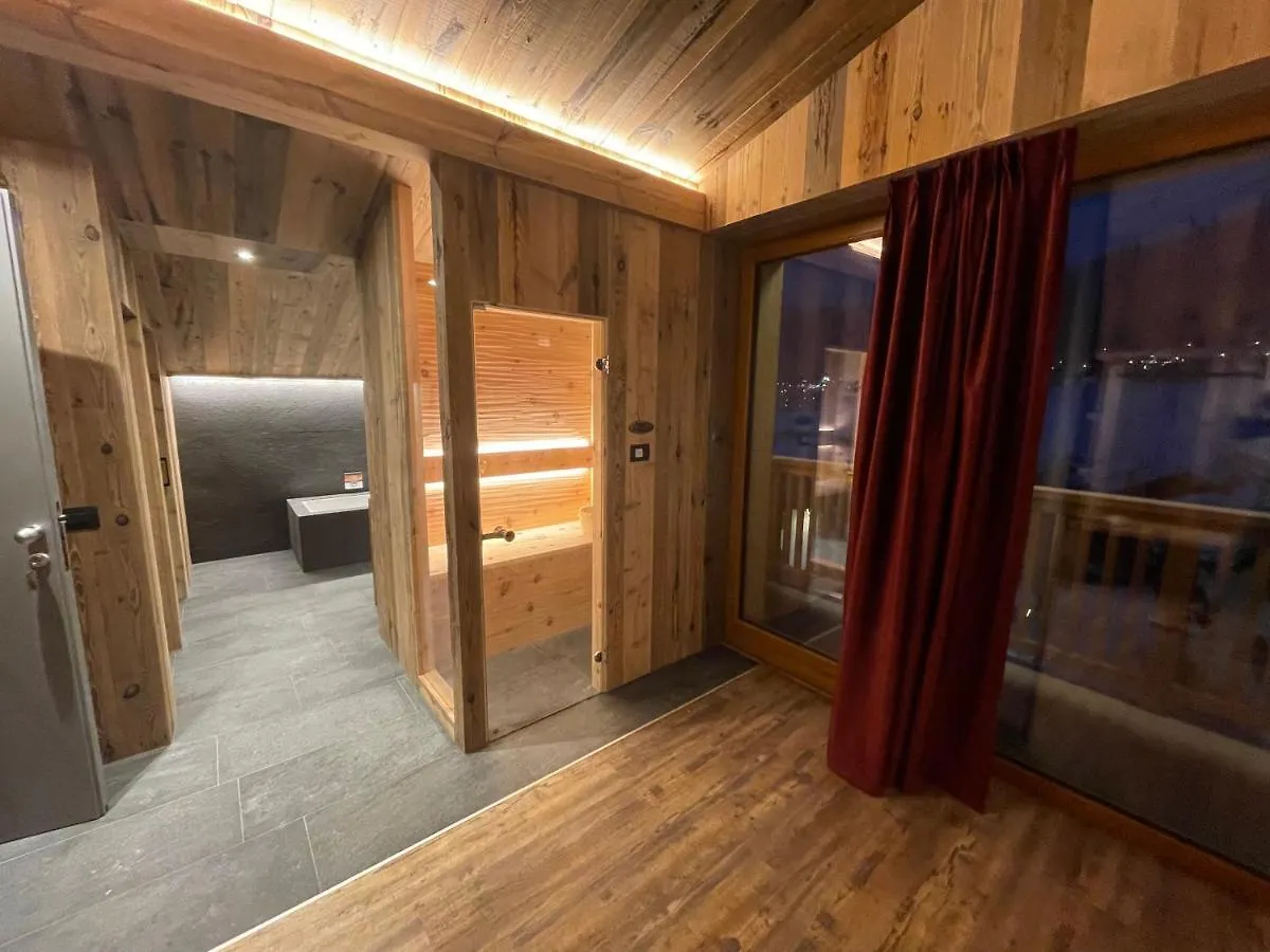 Hotel Piccolo Tibet Livigno 3*,  Italy